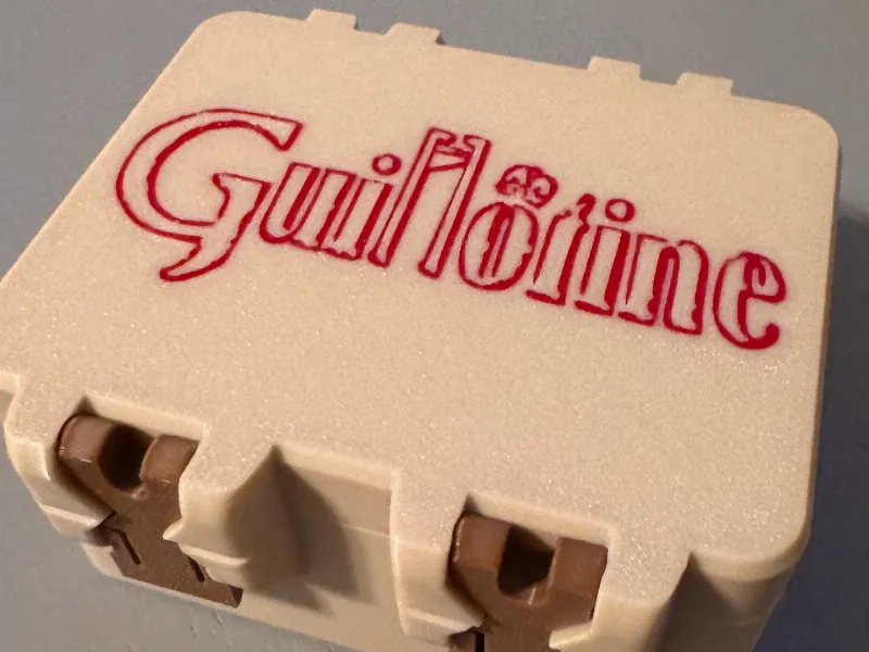 Guillotine Card Box - Snaplock