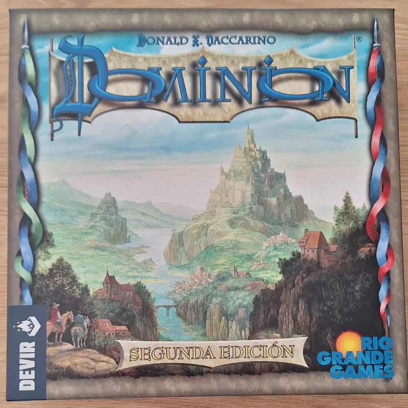 Dominion Base Game Juego Base Box Insert Sleeved Cards