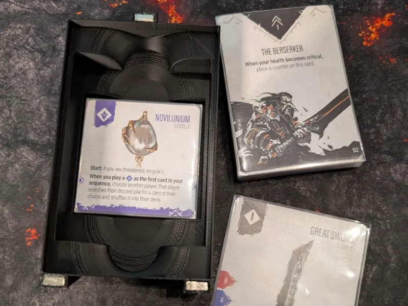 Character Deck Box - Primal: The Awakening -