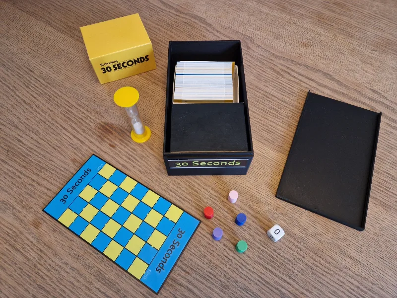 30 seconds compact box and board