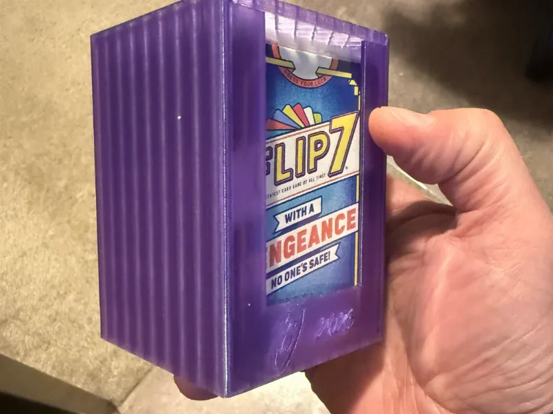 FLIP 7 FLIP 7 Vengeance Sleeved, lid, low PLA