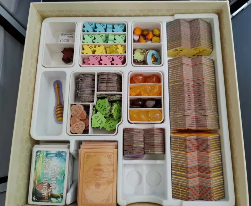 Honey Buzz removable trays
