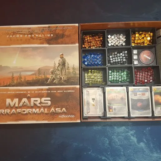 Terraforming Mars Insert - Compatible with sleeved cards