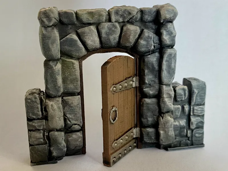 Articulated door for Massive Darkness wall system
