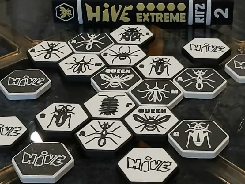 HIVE EXTREME - Bookcase Edition