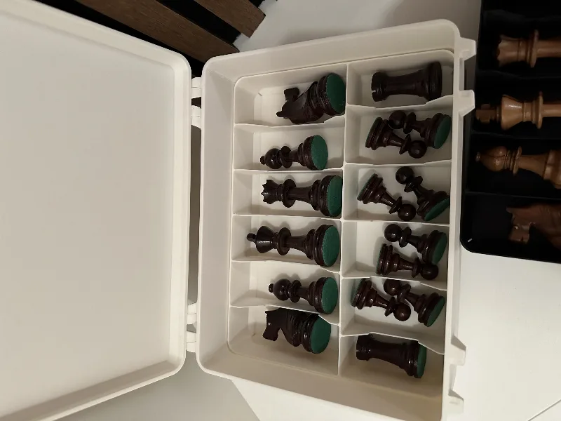 Insert for chess pieces for storage box