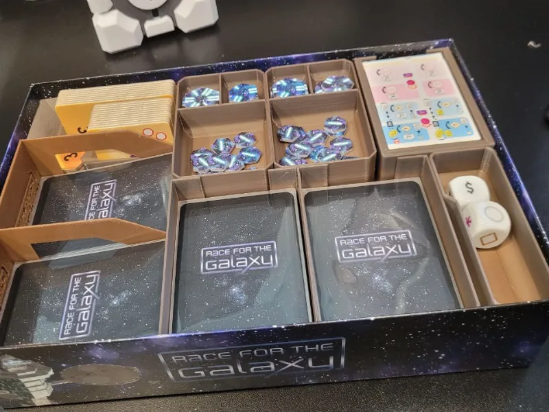 Race For The Galaxy + Expansions Organizer