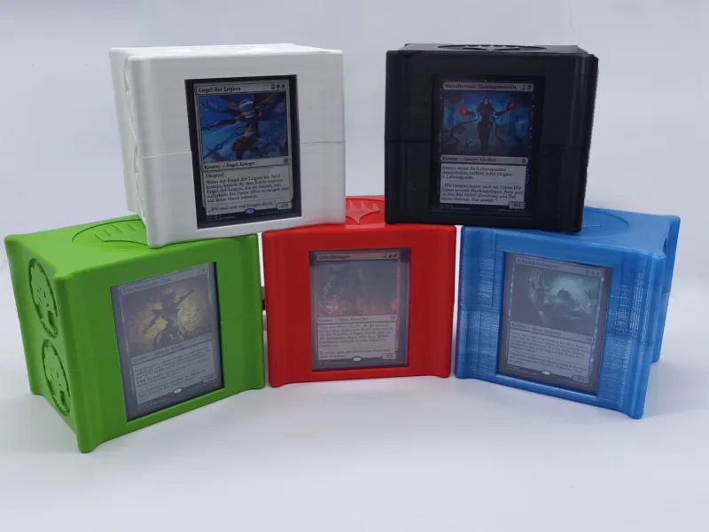 Magic The Gathering Deck Box – Magnetic Closure