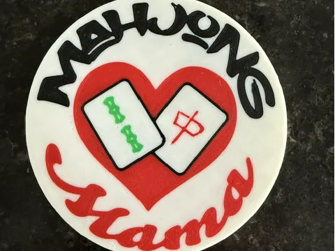 Mahjong Mama Keychain - Let's Rack and Crak