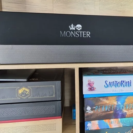 Kingdom Death Monster Gameplay Insert