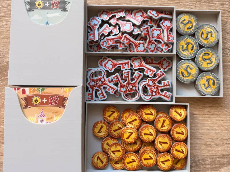 Castle Combo + expansion Insert (Fits sleeves)