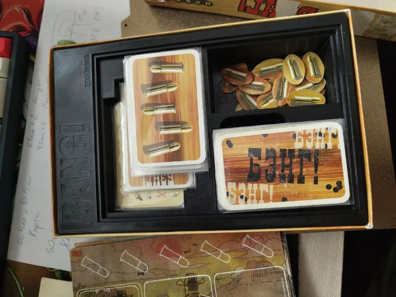Card tray for "Bang!"