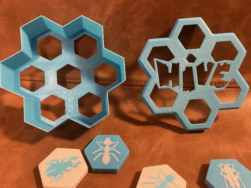 Hive Box (Honeycomb Version)