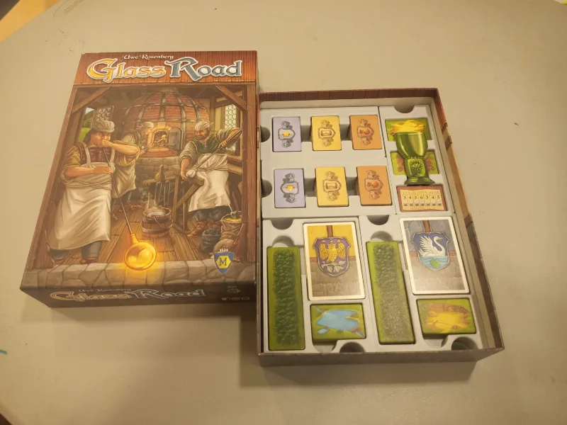 Glass Road Organizer