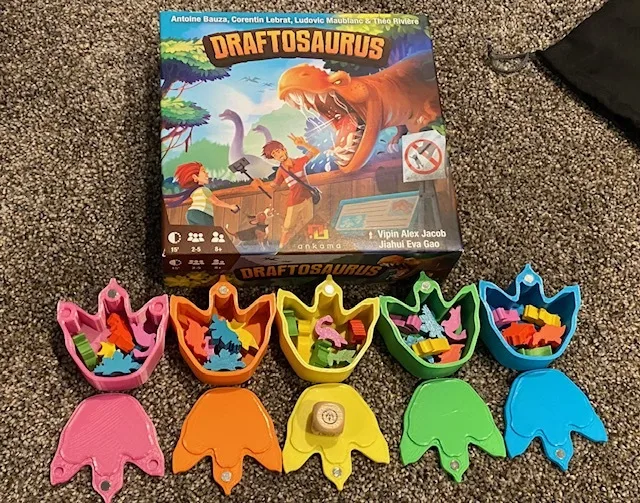 Draftosaurus Box--Dinosaur box with lid and/or magnet