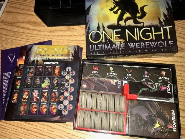 One Night Ultimate Werewolf minimalist inserts