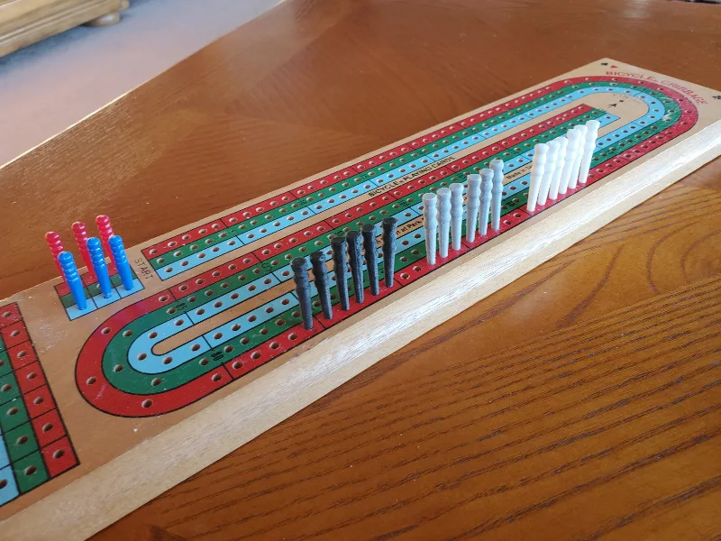 Tall cribbage pegs