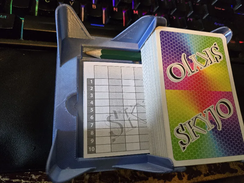 Skyjo Travel Case with Pencil and Pad
