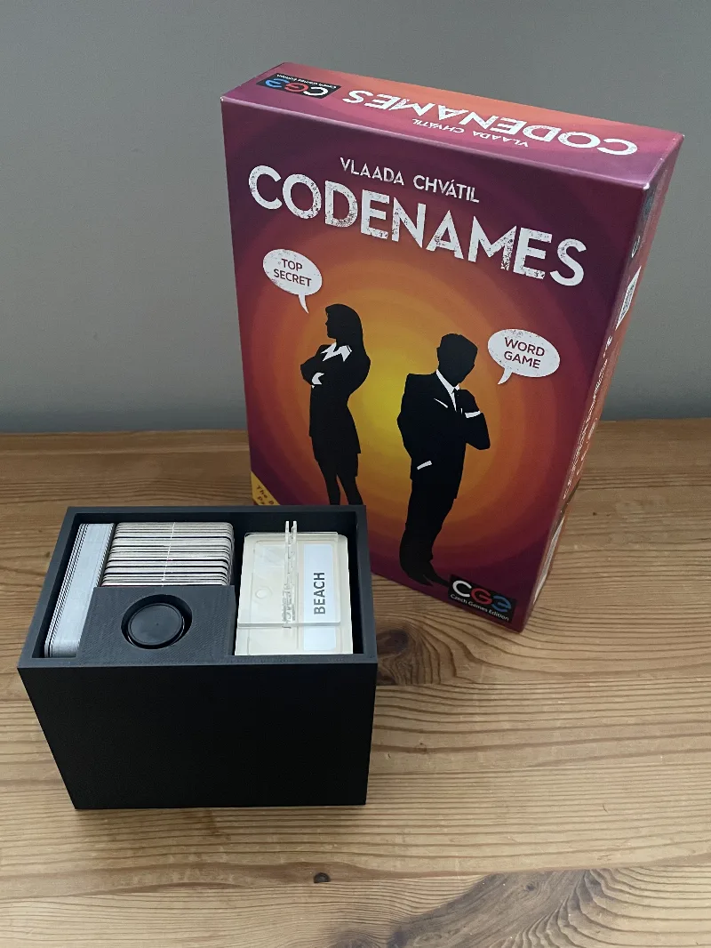 Codenames board game organiser