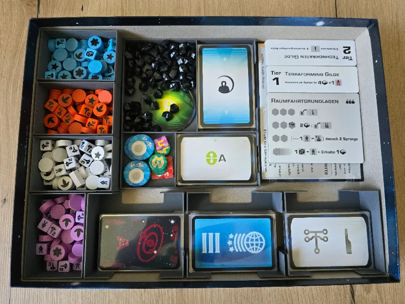 Beyond the Sun Boardgame /w Expansion Insert Ger
