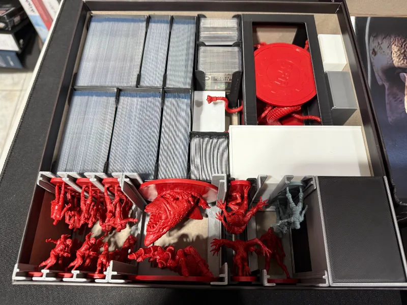 Resident Evil The Board Game Insert (Core + 2 Exp)