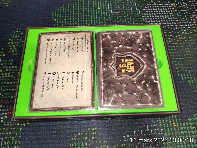 Mythic Games: Enchanters - Simple Organizer for Sleeved cards.