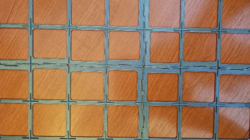 Karak (Kosmos version) 4x4 tiles grid / mřížka