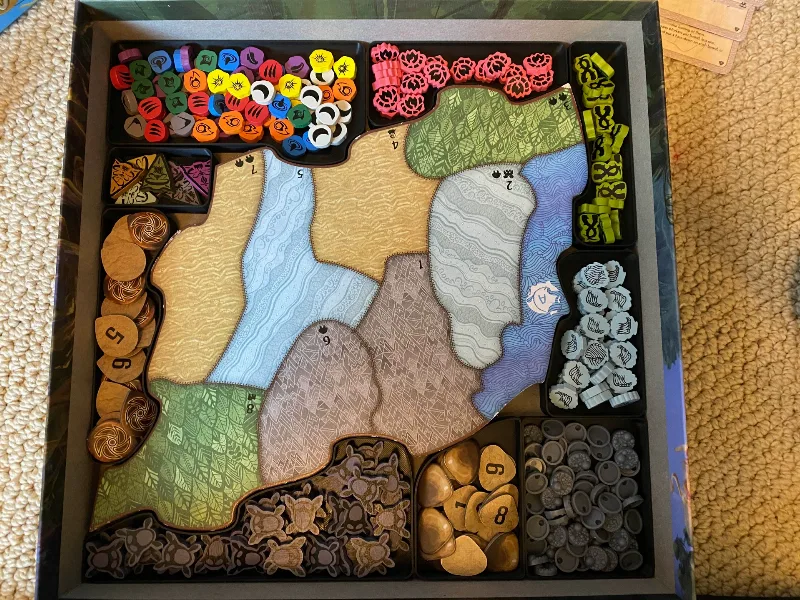 Spirit Island insert (2 sizes) (fits expansions)