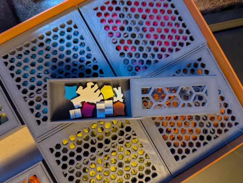 Cascadero board game insert