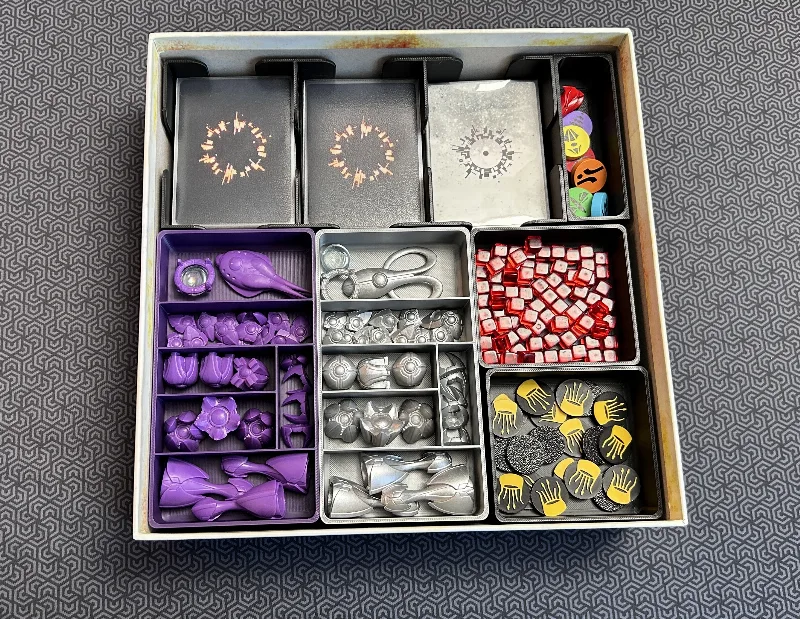 Sol: Last Days of a Star Board Game Insert