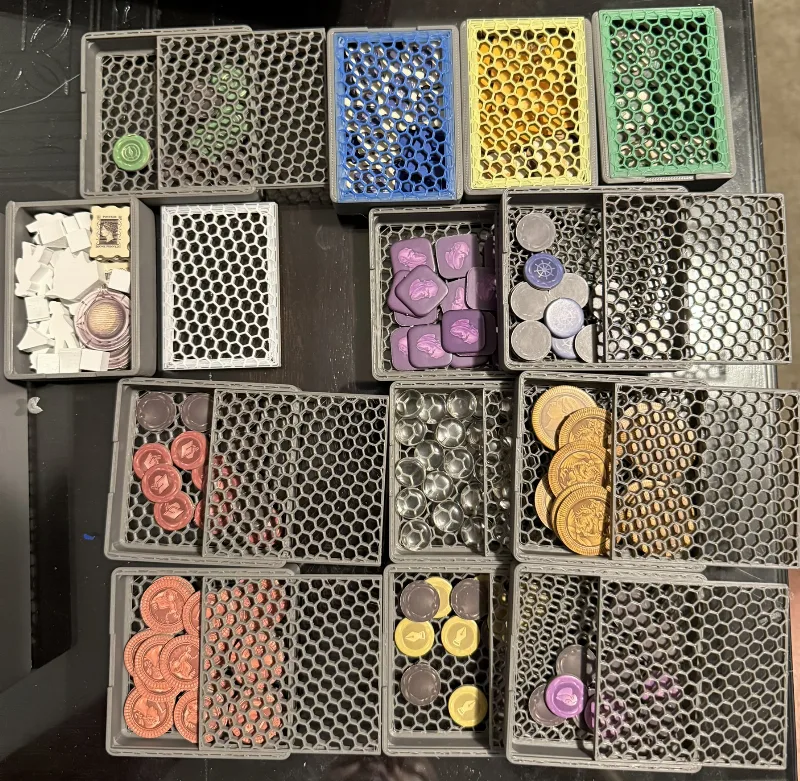 Darwin's Journey retail with support for sleeved cards and side storage