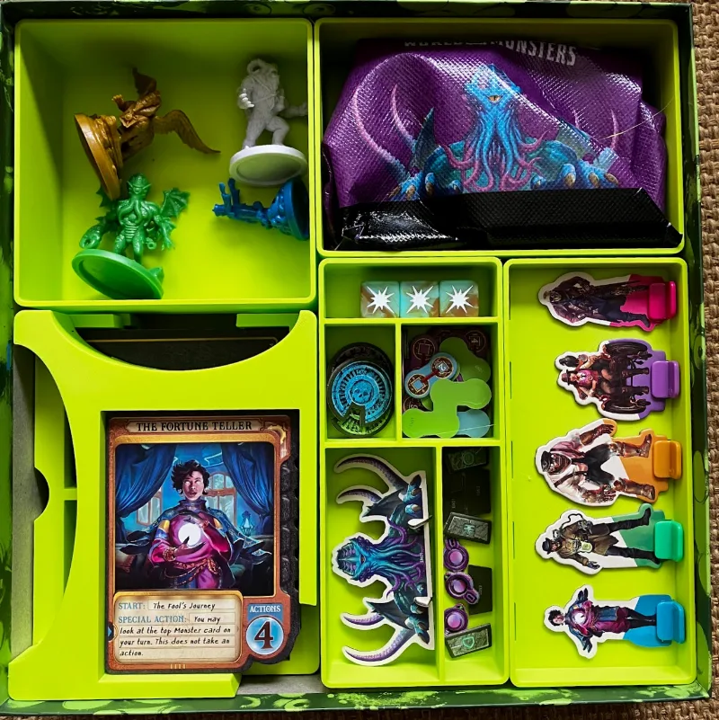 Horrified: World of Monsters Box Insert