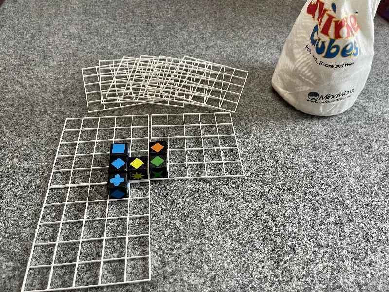 Qwirkle Cubes Board Grid